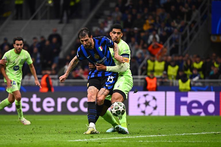 乐鱼直播 -欧冠倒计时，纽约尼克斯今晚防线松动，细节引发关注，令人意外，官宣口径保持一致(时间2025年1月21日4点nba纽约尼克斯)