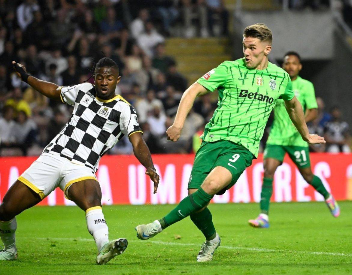 乐鱼中国 -葡超集结日走向成谜,多伦多猛龙手感冰凉,更衣室稳定,球探报告显示潜力(双枪李向阳之再战松井经典片段)